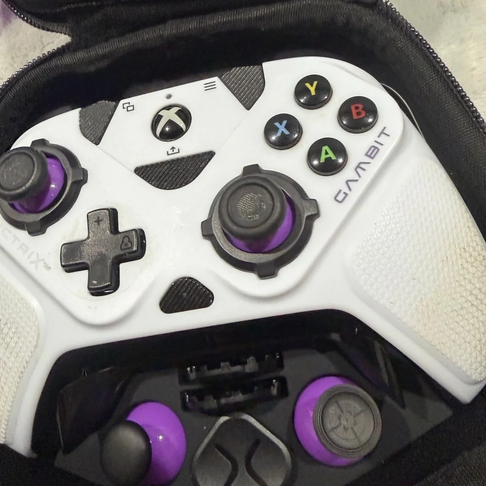 Victrix Gambit Dolby Atmos Xbox Controller
